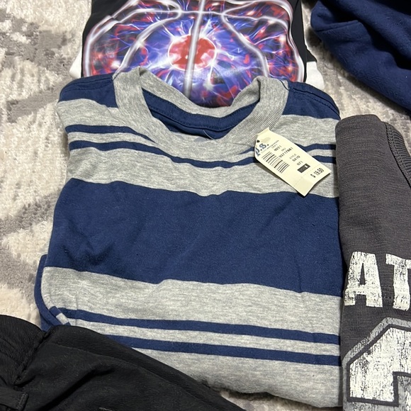 Boys 6pc Hoodie, Shirts 👕, and Pants 👖 Lot Children’s Place, p.s., Sonoma, JB - Picture 5 of 8